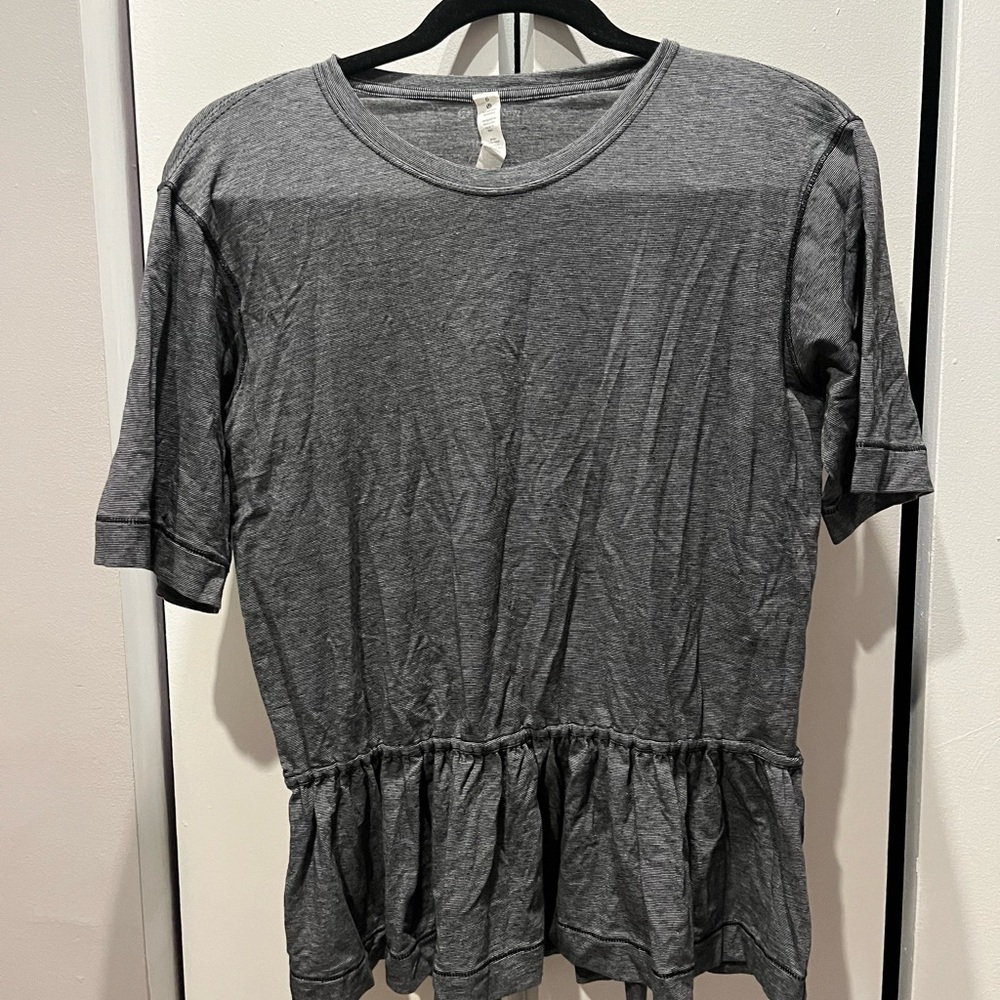 NWT- Lululemon Like New Micro Stripe Flouncy T Shirt- 6